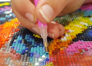 Diamond Art Kit: A Complete Beginner’s Guide to Diamond Painting